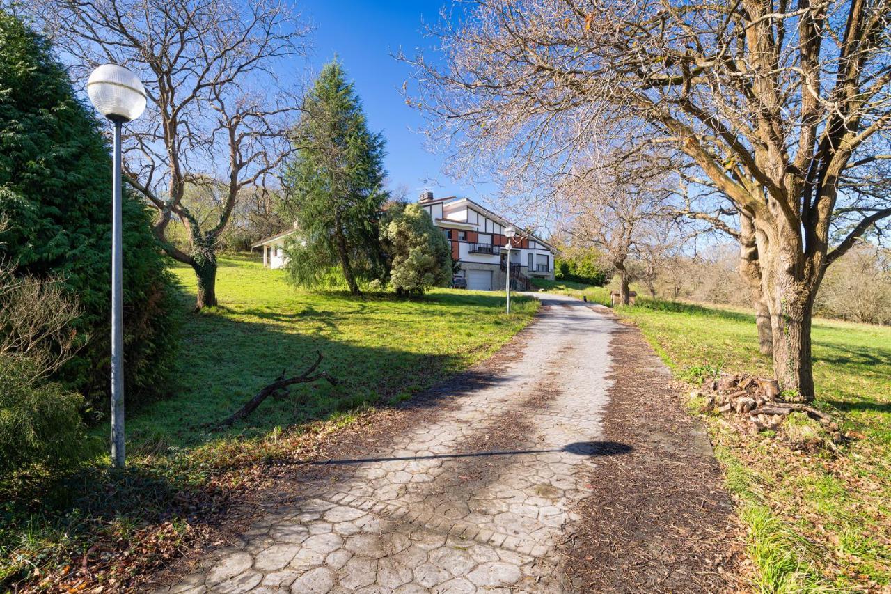 Tranquila Finca Ubicada A 15 Minutos De Bilbao, Aeropuerto Bec Y Playas Laukiz エクステリア 写真